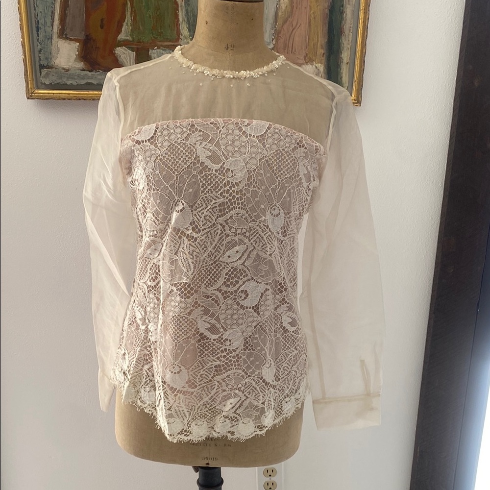 MPM RUNWAY | Elegant Silk Organza & Lace Top